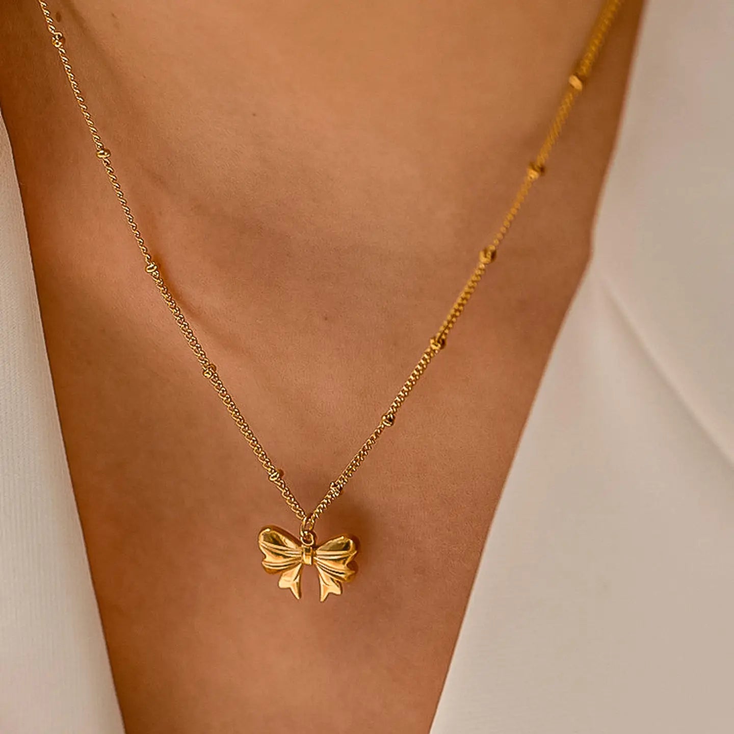 Gold Bow Necklace